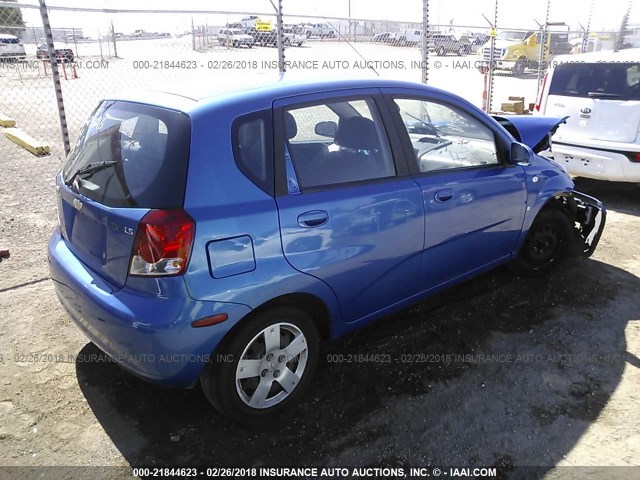 KL1TD66617B735043 - 2007 CHEVROLET AVEO LS BLUE photo 4