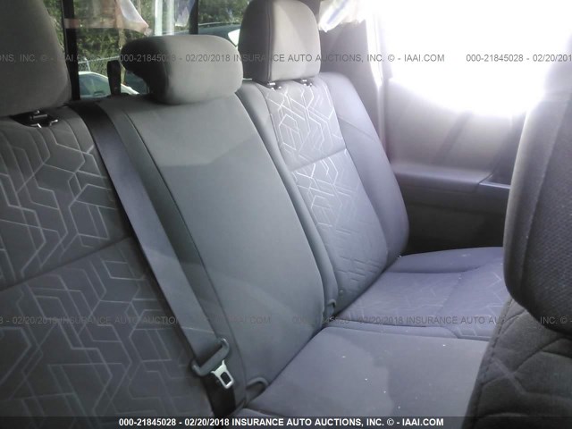 5TFCZ5AN3HX063817 - 2017 TOYOTA TACOMA DBL CAB/SR/TRDSPT/OR/PRO თეთრი ფოტო 8