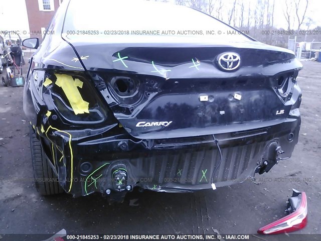 4T1BF1FK4HU418048 - 2017 TOYOTA CAMRY LE/XLE/SE/XSE BLACK photo 6