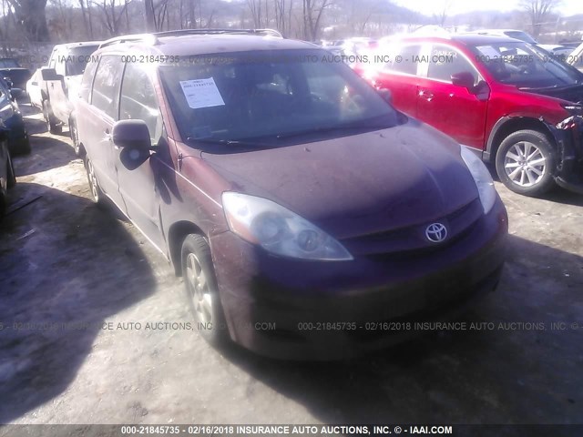 5TDZK22CX8S183761 - 2008 TOYOTA SIENNA XLE/XLE LIMITED MAROON photo 1