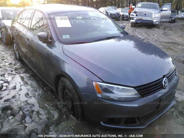 3VW2K7AJ6DM268263 - 2013 VOLKSWAGEN JETTA S 灰色 照片 1