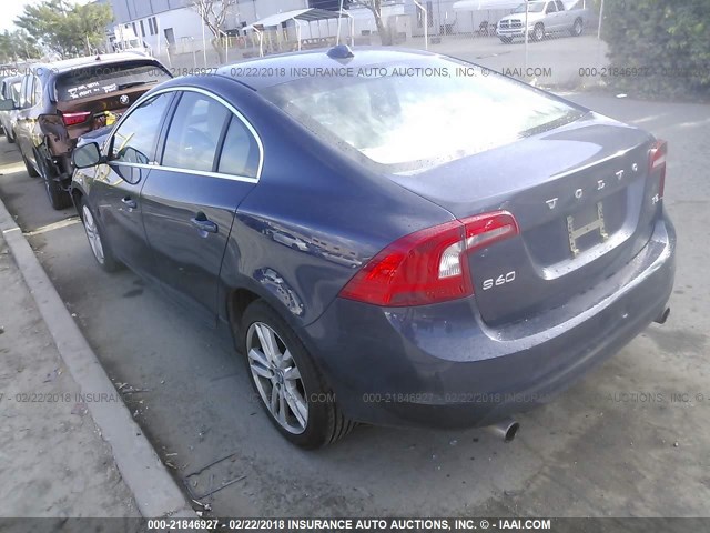 YV1612FS1D2188978 - 2013 VOLVO S60 T5 BLUE photo 3