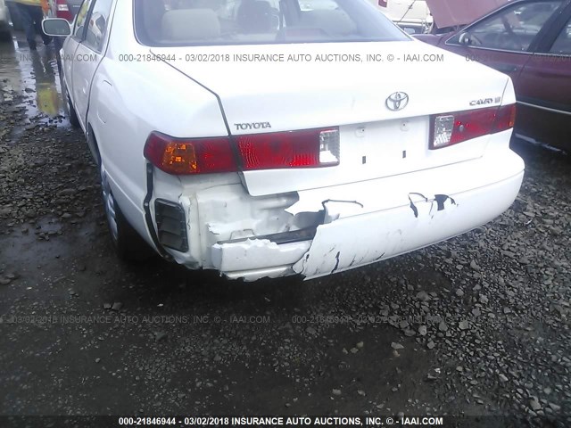 JT2BG22K410604692 - 2001 TOYOTA CAMRY CE/LE/XLE 白色 照片 6