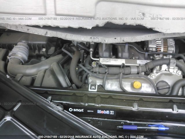 WMEEJ3BA8CK569439 - 2012 SMART FORTWO PURE/PASSION RED photo 10