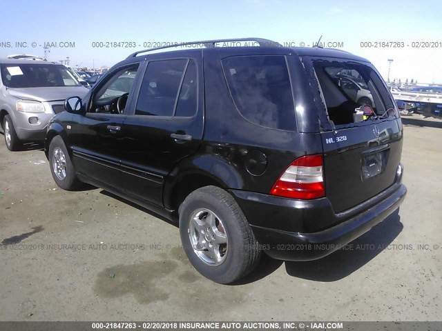 4JGAB54E91A242102 - 2001 MERCEDES-BENZ ML 320 BLACK photo 3