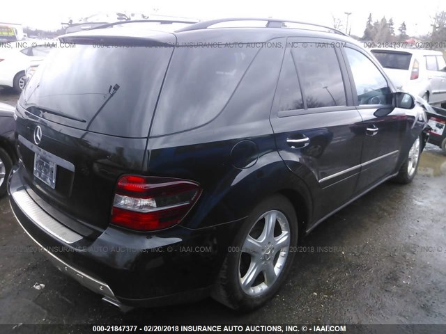 4JGBB75E56A002163 - 2006 MERCEDES-BENZ ML 500 BLACK photo 4