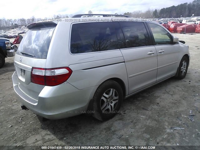 5FNRL38736B450396 - 2006 HONDA ODYSSEY EXL SILVER photo 4