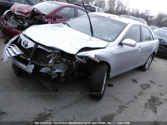 4T1BK3EK8BU626403 - 2011 TOYOTA CAMRY SE/LE/XLE 灰色 照片 2