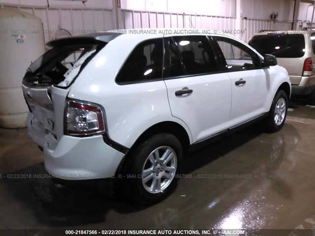 2FMDK3GC8ABB26258 - 2010 FORD EDGE SE WHITE photo 4