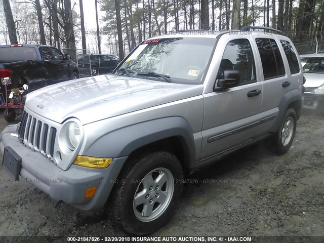 1J4GK48K16W107029 - 2006 JEEP LIBERTY SPORT SILVER photo 2