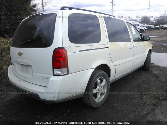 1GNDV23L95D278570 - 2005 CHEVROLET UPLANDER LS WHITE photo 4