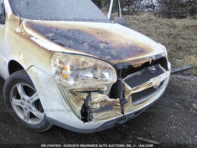 1GNDV23L95D278570 - 2005 CHEVROLET UPLANDER LS WHITE photo 6