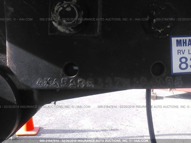 4X4FASR357W152485 - 2007 FOREST RIVER ALL AMERICAN SPORT  WHITE photo 9