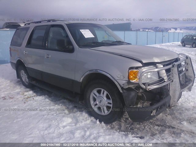 1FMPU16535LB11882 - 2005 FORD EXPEDITION XLT SILVER photo 1