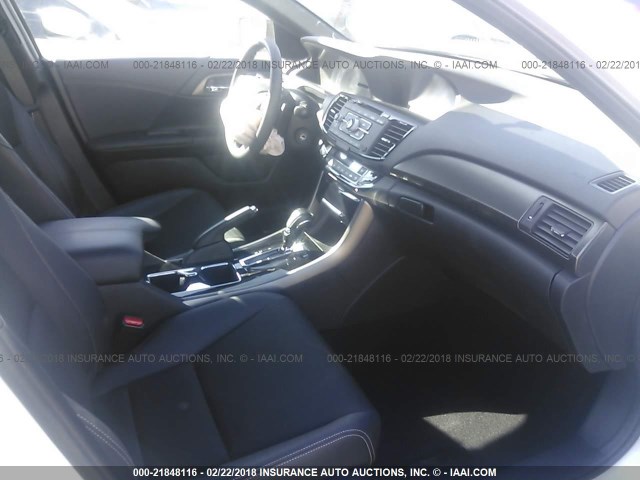 1HGCR2F50GA144557 - 2016 HONDA ACCORD SPORT 白色 照片 5