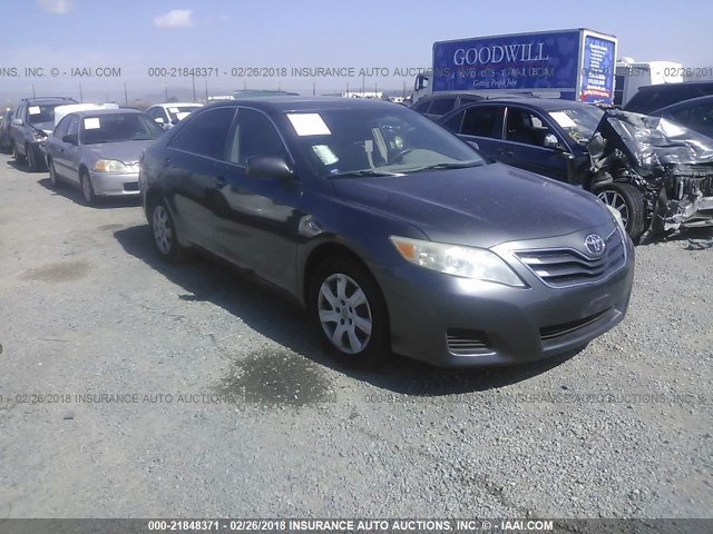 4T1BF3EK0AU084376 - 2010 TOYOTA CAMRY SE/LE/XLE GRAY photo 1