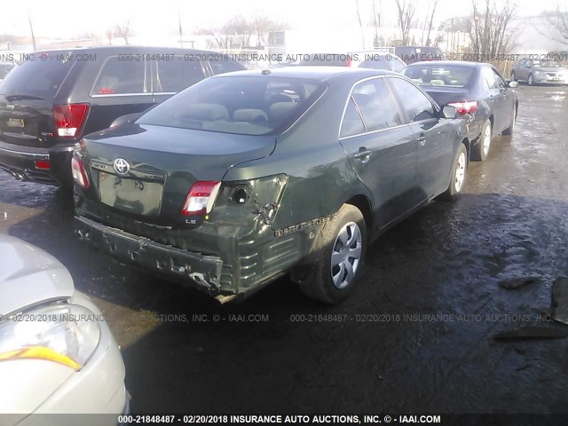 4T1BF3EK1BU657769 - 2011 TOYOTA CAMRY SE/LE/XLE GREEN photo 4
