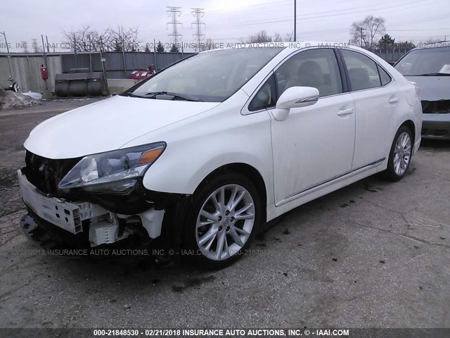 JTHBB1BA4A2007780 - 2010 LEXUS HS 250H WHITE photo 2