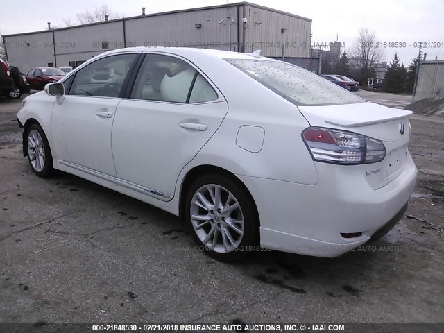 JTHBB1BA4A2007780 - 2010 LEXUS HS 250H WHITE photo 3