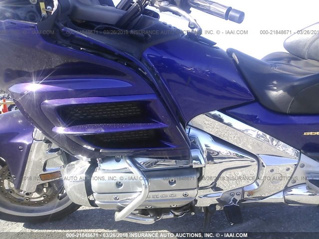 1HFSC47053A210174 - 2003 HONDA GL1800 PURPLE photo 9