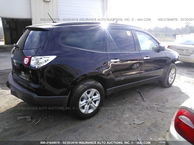 1GNLREED0AS153390 - 2010 CHEVROLET TRAVERSE LS MAROON photo 4