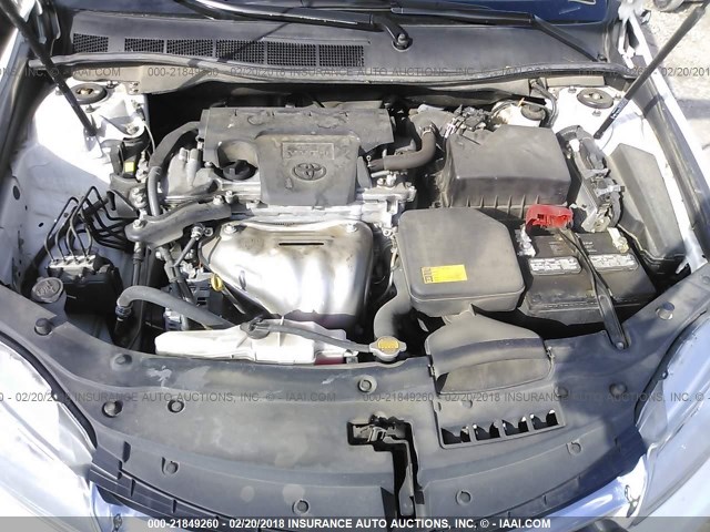 4T4BF1FK3FR474470 - 2015 TOYOTA CAMRY LE/XLE/SE/XSE Weiß Foto 10