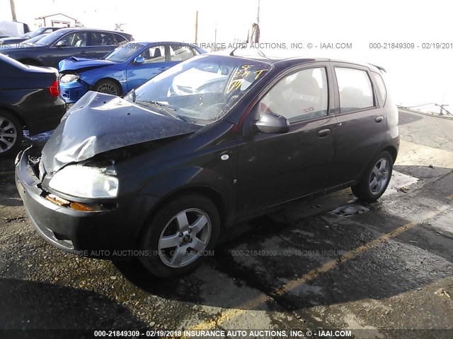 KL1TD66607B792320 - 2007 CHEVROLET AVEO LS BLACK photo 2