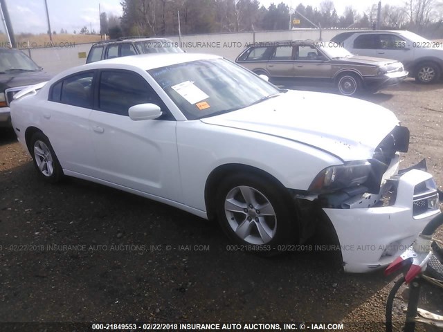 2B3CL3CG7BH552495 - 2011 DODGE CHARGER WHITE photo 1