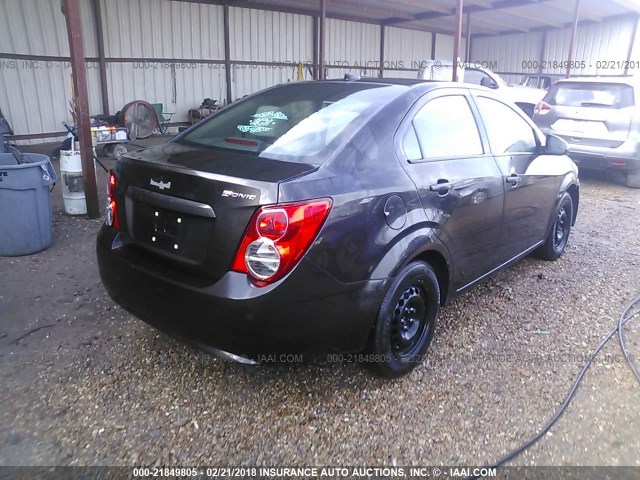 1G1JA5SH5E4211723 - 2014 CHEVROLET SONIC LS 灰色 照片 4