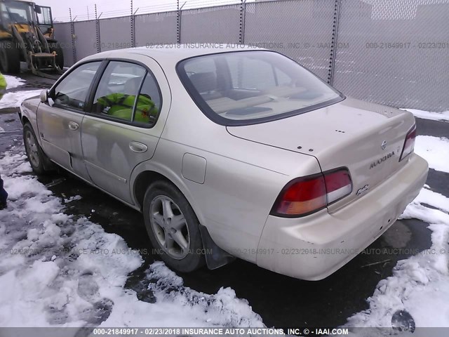 JN1CA21A7XT707783 - 1999 NISSAN MAXIMA GLE/GXE/SE TAN photo 3