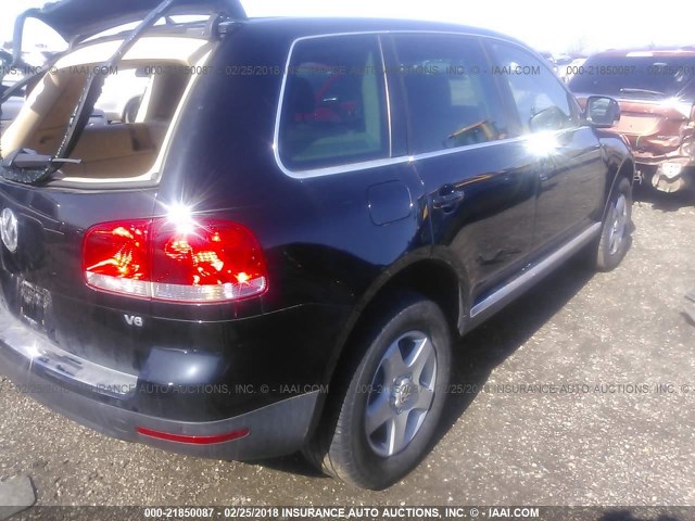 WVGZE77LX7D000362 - 2007 VOLKSWAGEN TOUAREG V6 BLACK photo 4