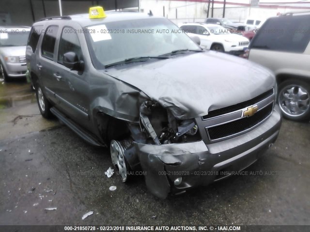 1GNFK13097R168643 - 2007 CHEVROLET TAHOE K1500 GRAY photo 1