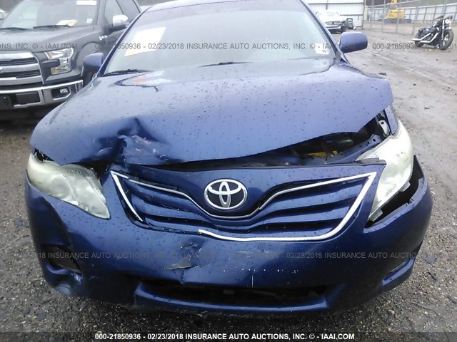 4T1BF3EKXBU647340 - 2011 TOYOTA CAMRY SE/LE/XLE BLUE photo 6