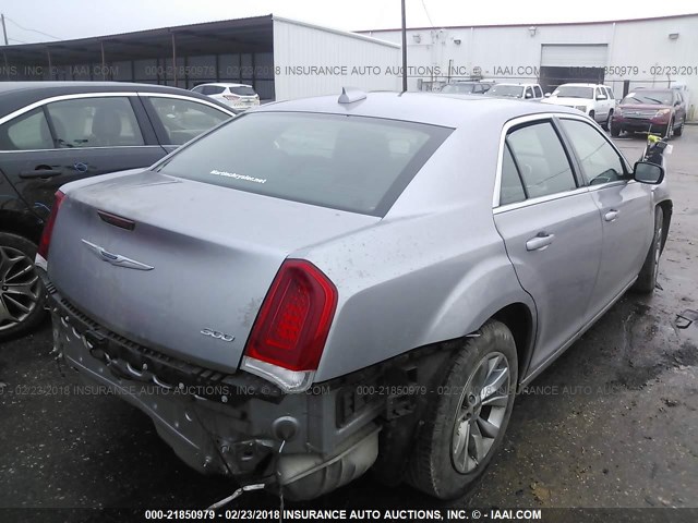 2C3CCAAG3FH931736 - 2015 CHRYSLER 300 LIMITED SILVER photo 4