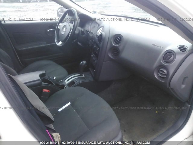 2G2WR524951340566 - 2005 PONTIAC GRAND PRIX GTP WHITE photo 5