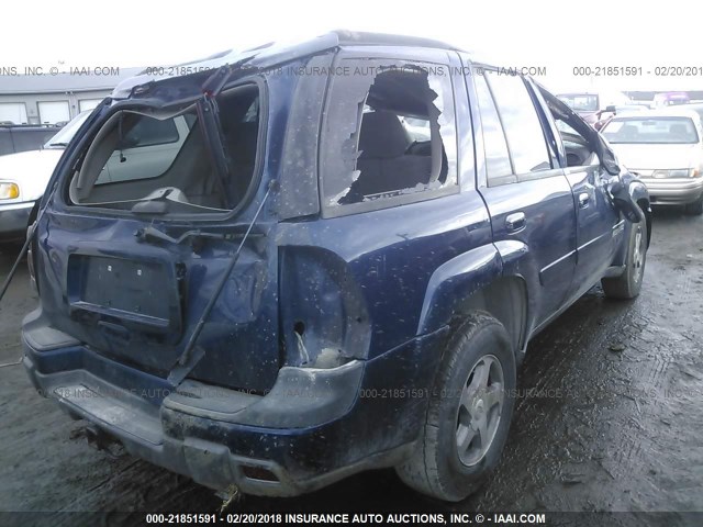 1GNDT13S842412244 - 2004 CHEVROLET TRAILBLAZER LS/LT BLUE photo 4