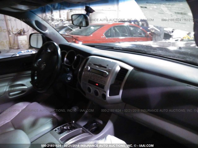 5TELU42N58Z569150 - 2008 TOYOTA TACOMA DOUBLE CAB შავი ფოტო 5