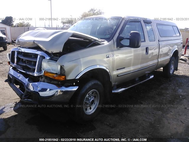 3FTNX21F0YMA56657 - 2000 FORD F250 SUPER DUTY GOLD photo 2