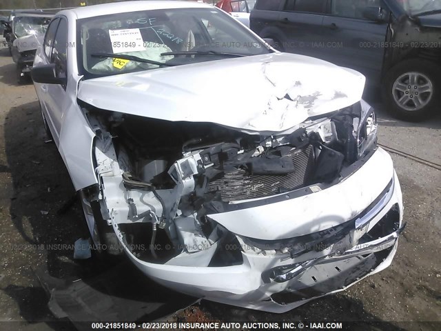 1G11A5SL5FF307717 - 2015 CHEVROLET MALIBU LS თეთრი ფოტო 6