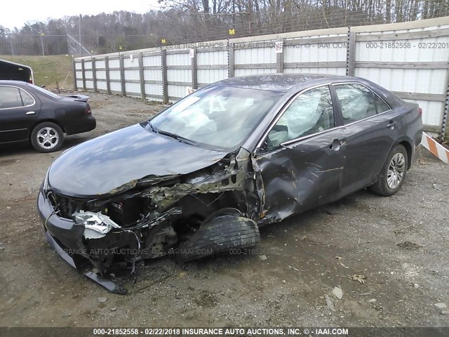 4T4BF1FK3ER357437 - 2014 TOYOTA CAMRY L/SE/LE/XLE 灰色 照片 2