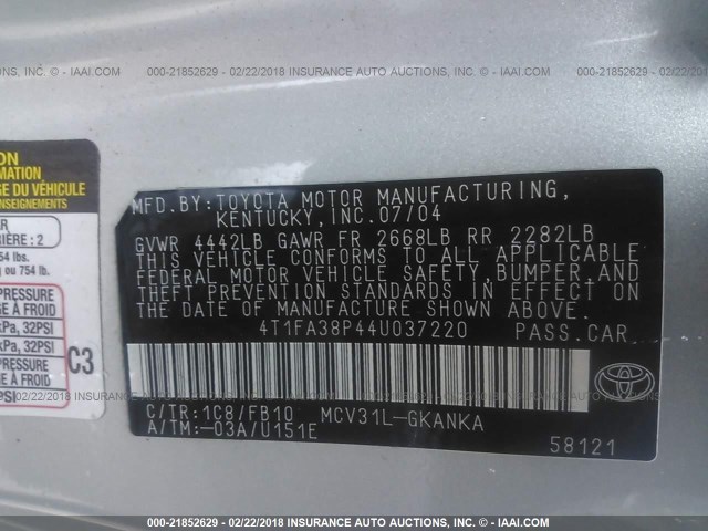 4T1FA38P44U037220 - 2004 TOYOTA CAMRY SOLARA SE/SLE ვერცხლისფერი ფოტო 9