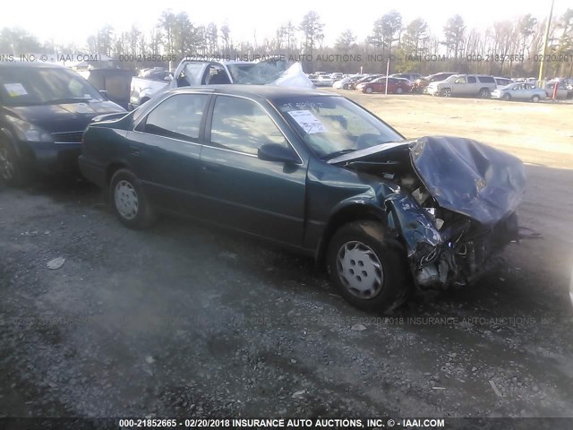 4T1BG22K7WU333789 - 1998 TOYOTA CAMRY CE/LE/XLE 绿色 照片 1