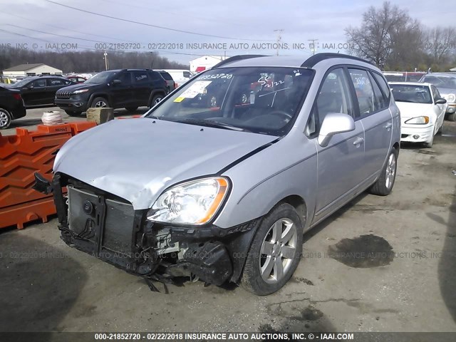 KNAFG526687161408 - 2008 KIA RONDO LX/EX SILVER photo 2