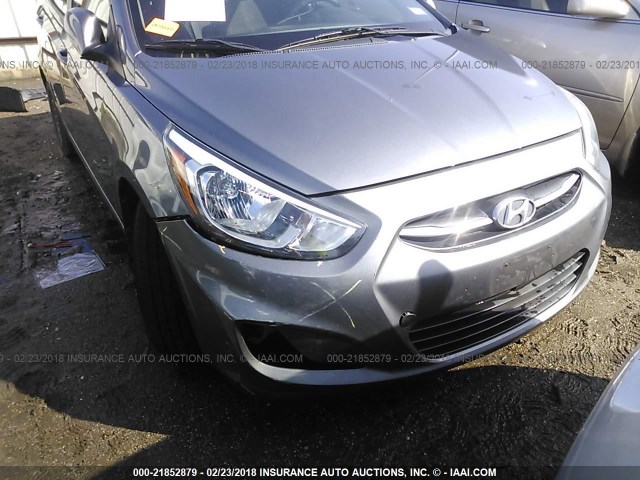 KMHCT5AE8GU237622 - 2016 HYUNDAI ACCENT SE GRAY photo 6