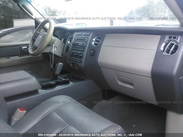 1FMFU15578LA68374 - 2008 FORD EXPEDITION XLT BLACK photo 5