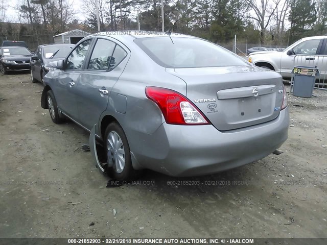 3N1CN7APXCL907402 - 2012 NISSAN VERSA S/SV/SL GRAY photo 3