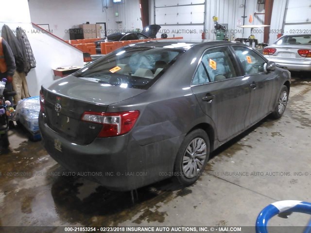 4T4BF1FK9ER372024 - 2014 TOYOTA CAMRY L/SE/LE/XLE 灰色 照片 4