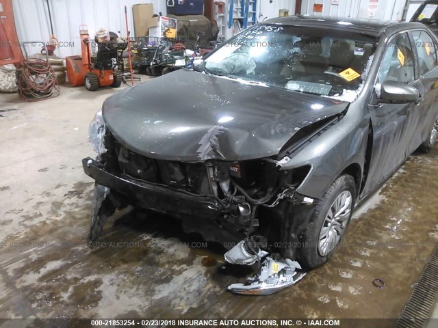 4T4BF1FK9ER372024 - 2014 TOYOTA CAMRY L/SE/LE/XLE 灰色 照片 6