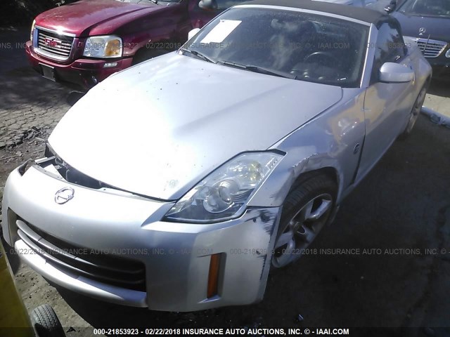 JN1BZ36A37M655369 - 2007 NISSAN 350Z ROADSTER SILVER photo 2