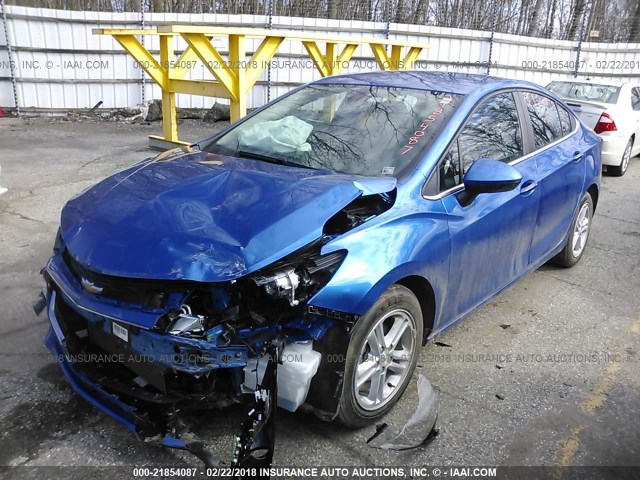 1G1BE5SM3H7111189 - 2017 CHEVROLET CRUZE LT BLUE photo 2